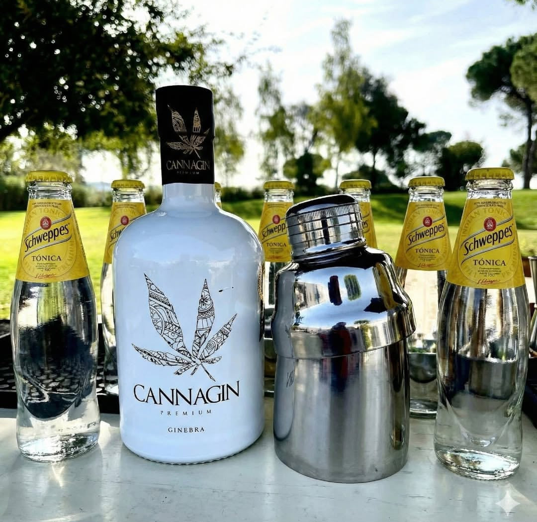 CANNAGIN PREMIUM Distilled Gin 70 cl Vol 38%
